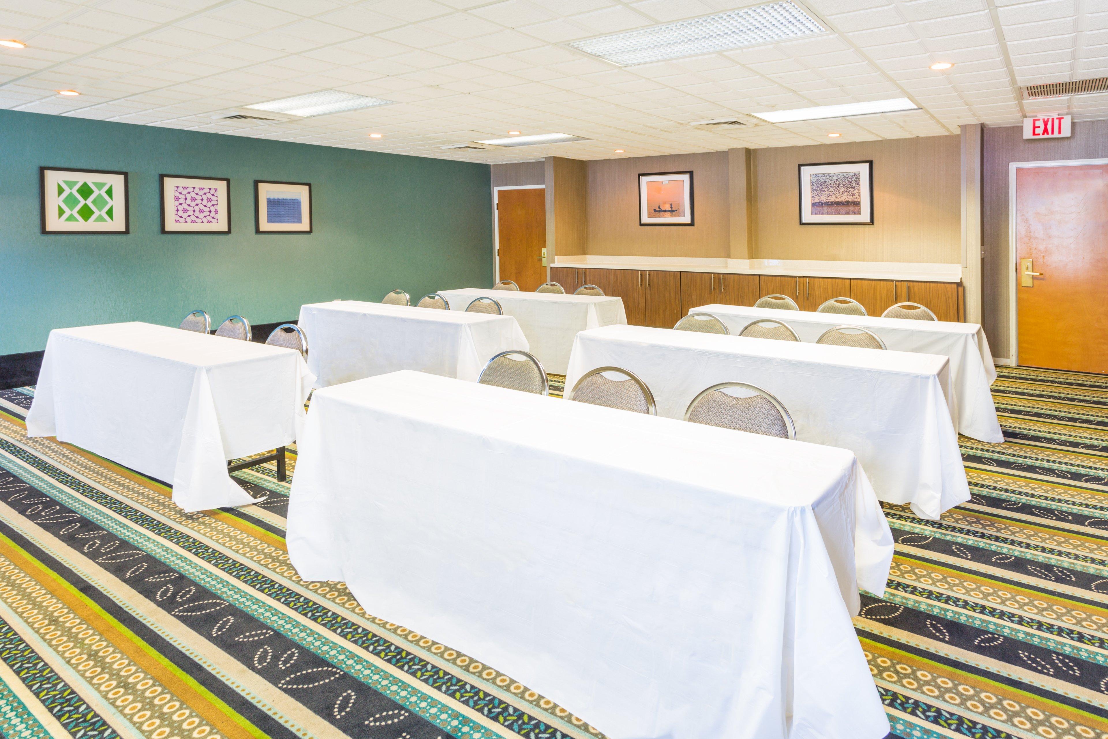 Holiday Inn Express - Plymouth By Ihg Exteriör bild