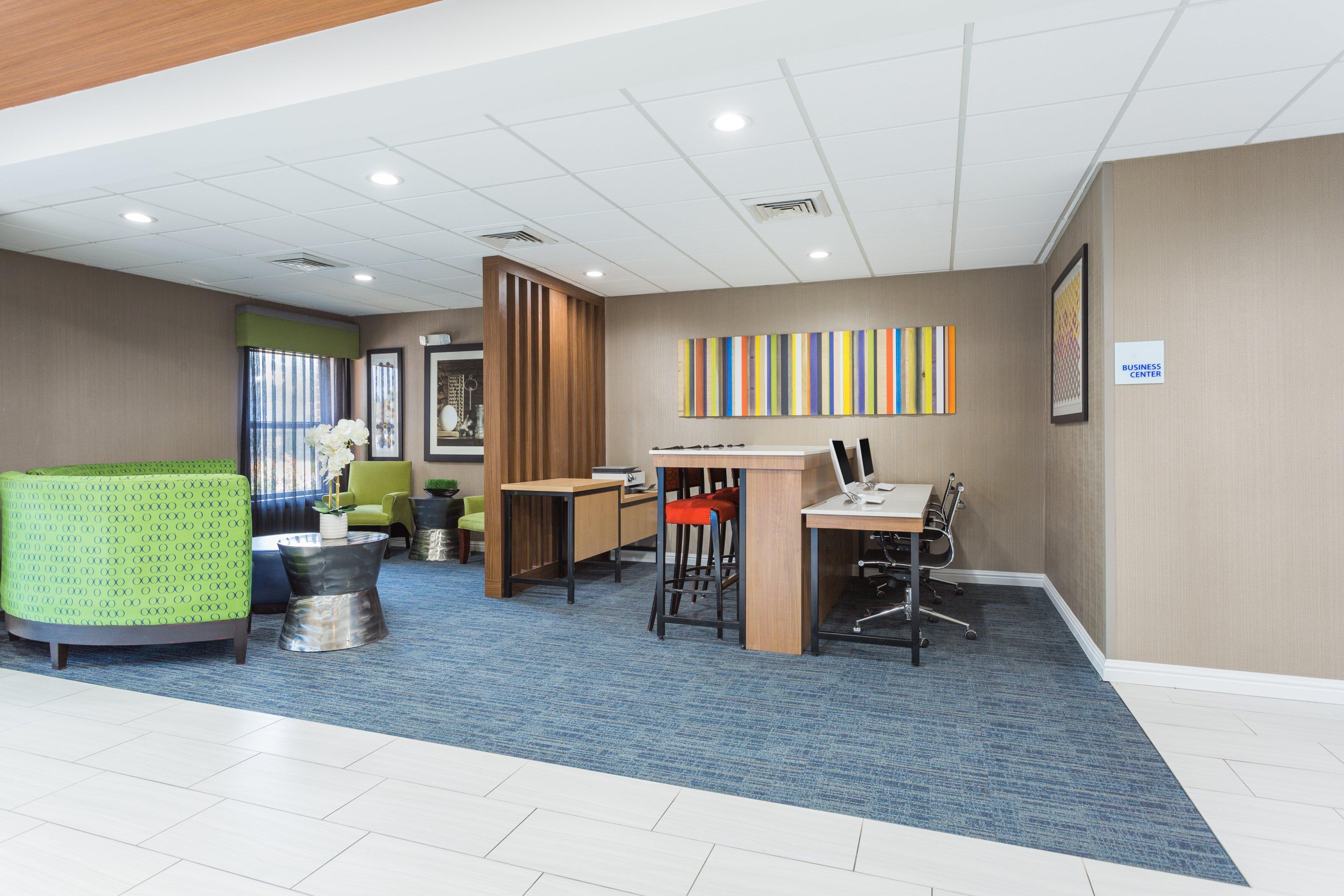 Holiday Inn Express - Plymouth By Ihg Exteriör bild