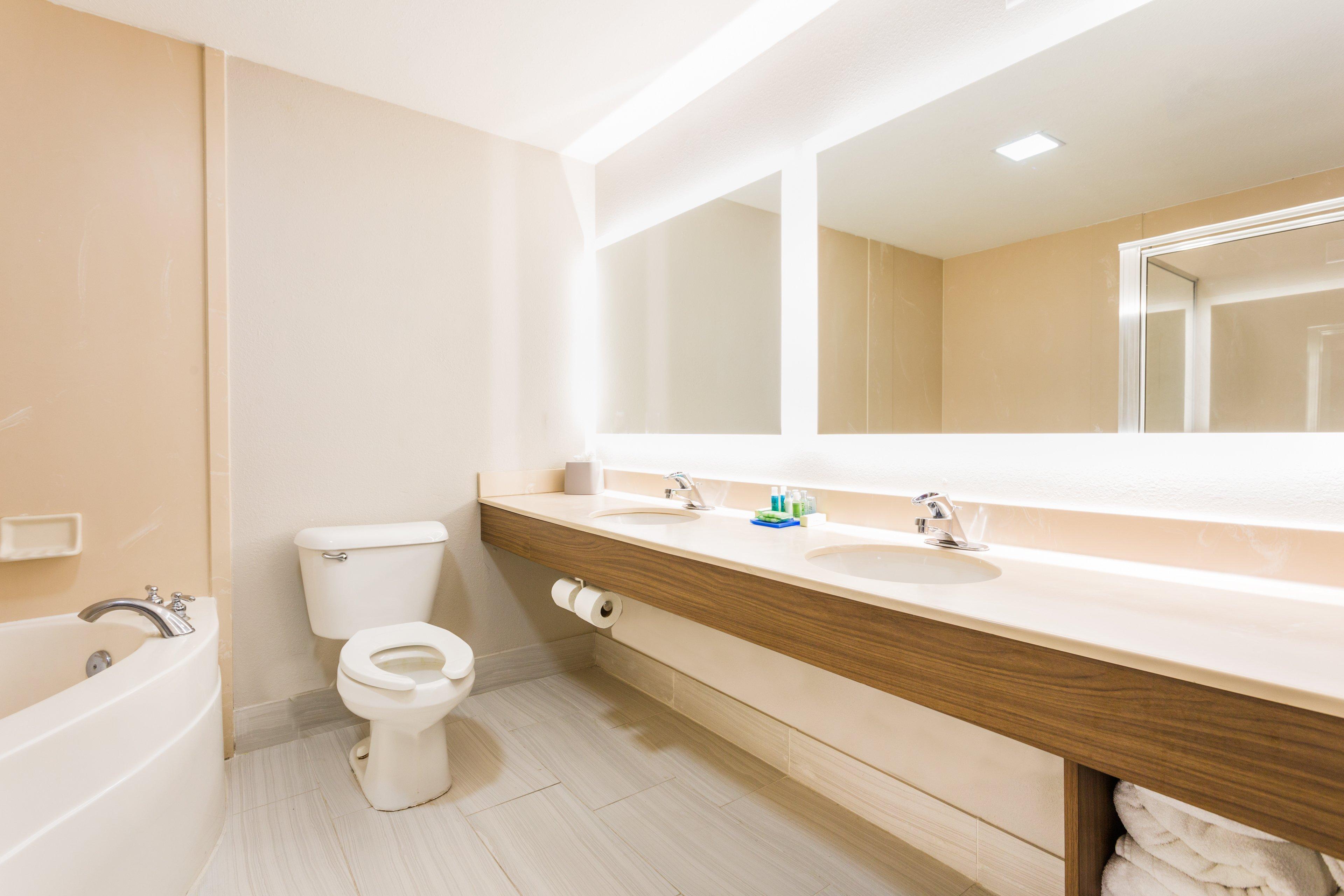 Holiday Inn Express - Plymouth By Ihg Exteriör bild