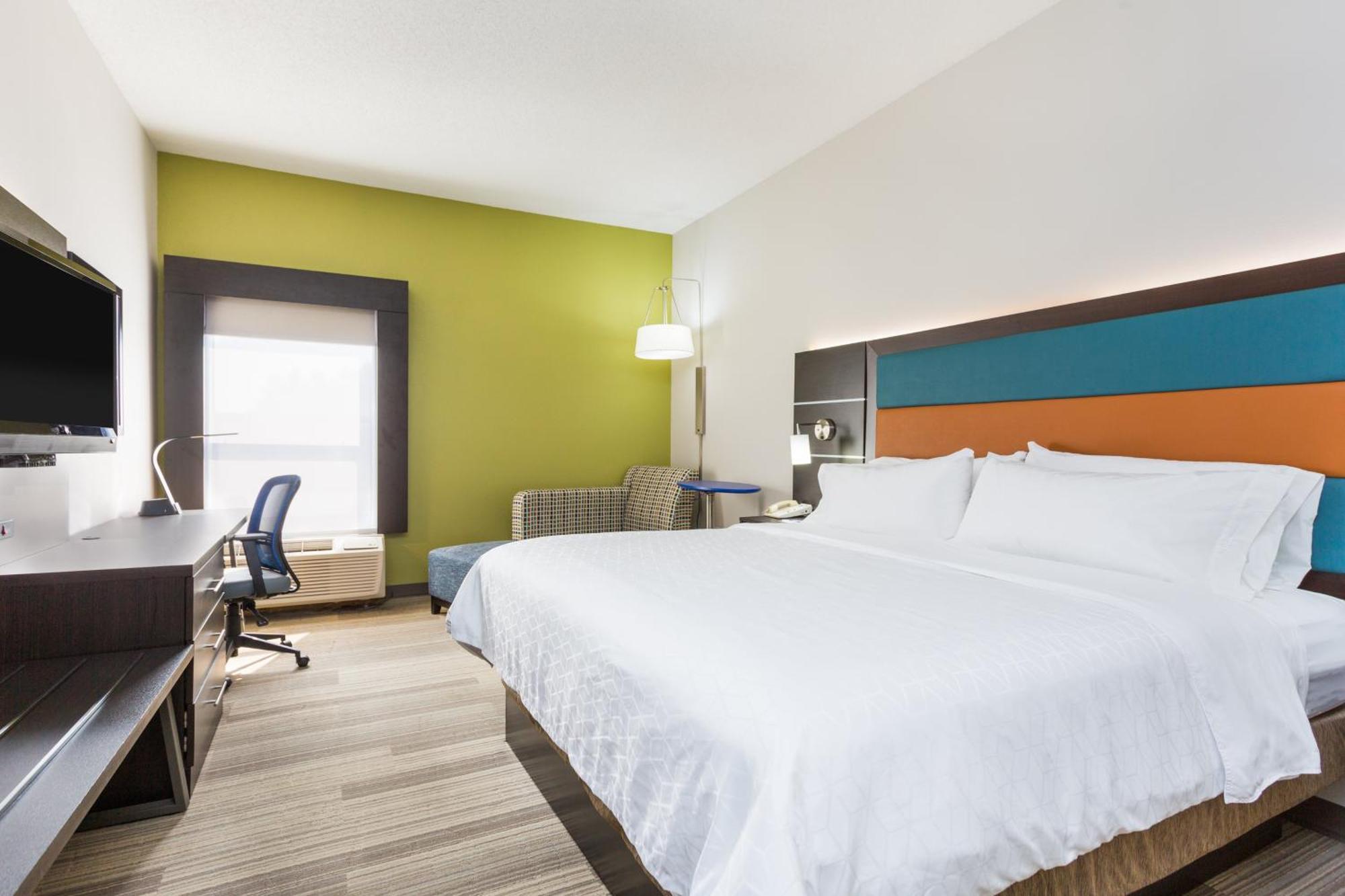 Holiday Inn Express - Plymouth By Ihg Exteriör bild